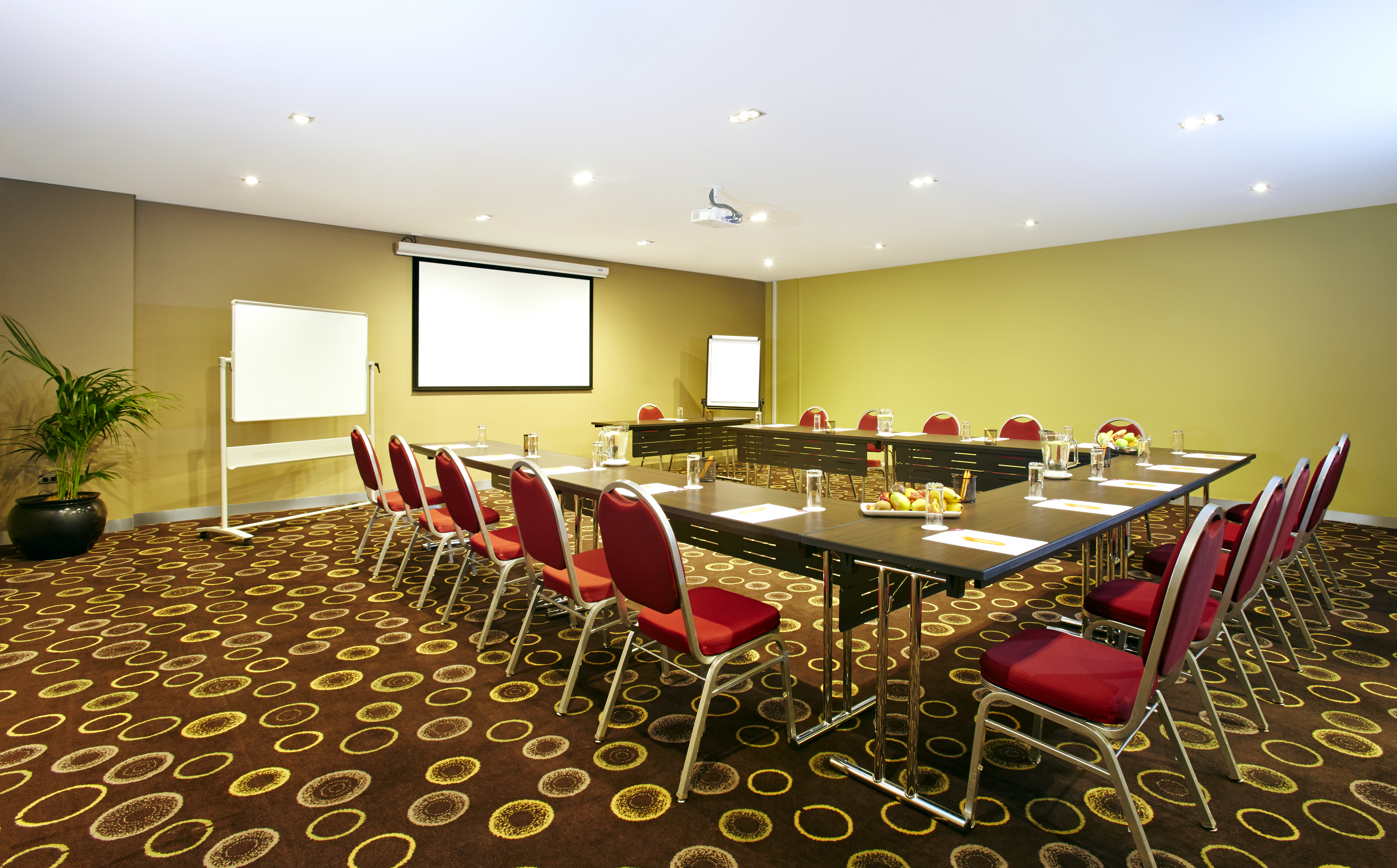 Crowne Plaza Canberra